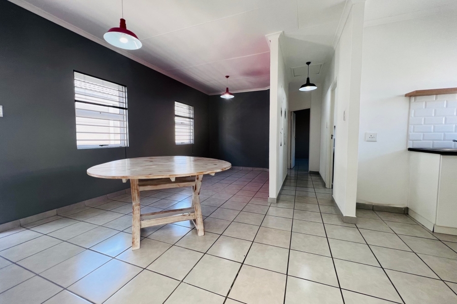 To Let 2 Bedroom Property for Rent in Bernadino Heights Western Cape